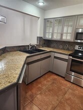 7316 Della Dr in Orlando, FL - Building Photo - Building Photo