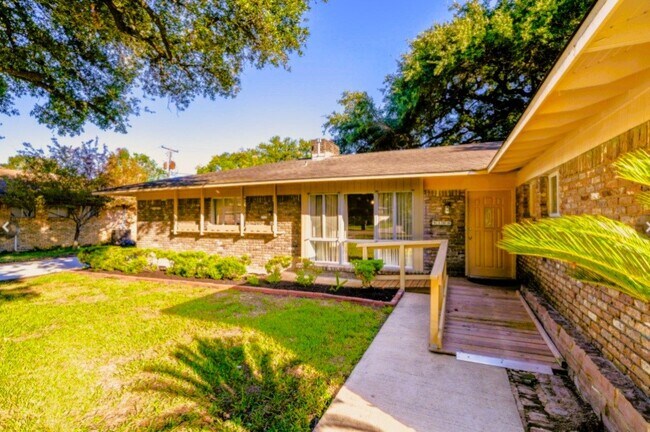 3106 Prescott St in Houston, TX - Building Photo - Building Photo