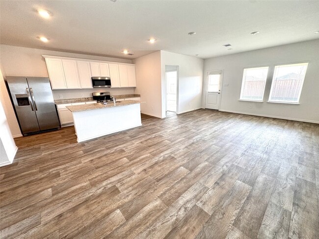 30407 Carter Cv in Fulshear, TX - Building Photo - Building Photo