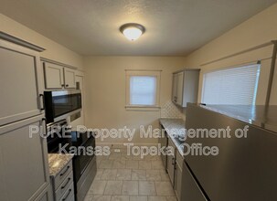 939 SW Jewell Ave in Topeka, KS - Building Photo - Building Photo