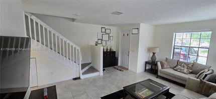 9208 W 33rd Ct in Hialeah, FL - Building Photo - Building Photo