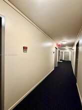 1605 Bay Rd in Miami Beach, FL - Building Photo - Building Photo