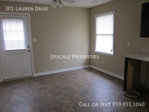 301 Lauren Dr in Nicholasville, KY - Building Photo - Building Photo