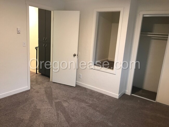 97 D St in Springfield, OR - Building Photo - Building Photo