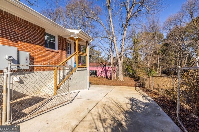 1122 Elaine Dr in Forest Park, GA - Building Photo - Building Photo
