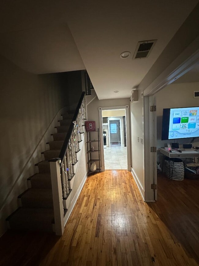 813 Maine St in Lawrence, KS - Building Photo - Building Photo