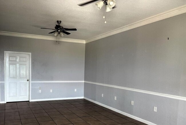6500 S Farm-to-Market 565 Rd in Baytown, TX - Building Photo - Building Photo