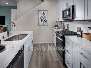 1231 Brush Crk in Mission Viejo, CA - Building Photo - Building Photo