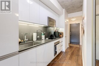 20-620 Minowan Miikan Ln in Toronto, ON - Building Photo - Building Photo