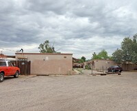 Building Photo - 315-319 E Blacklidge Dr Apartments in Tucson, Arizona