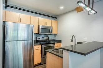 Nichols Station Apartments in Madison, WI - Building Photo - Interior Photo