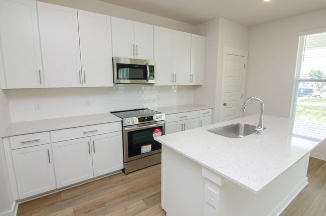 170 Southwind Run in Spring Hill, TN - Building Photo - Building Photo