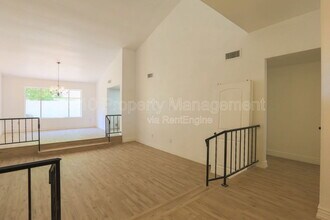 951 E Leeward Ln in Tempe, AZ - Building Photo - Building Photo