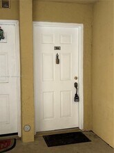 2640 S University Dr in Davie, FL - Foto de edificio - Building Photo