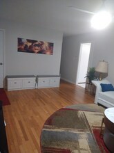 Room in House on Foxcroft Dr in Winston-Salem, NC - Building Photo - Building Photo