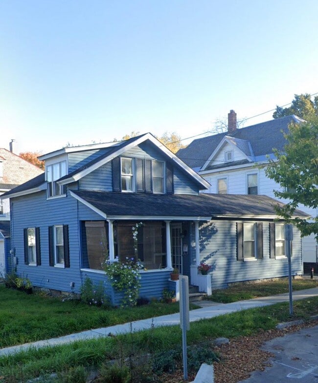 property at 370 North St