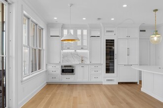 37 Farragut Rd, Unit 6 in Boston, MA - Building Photo - Building Photo
