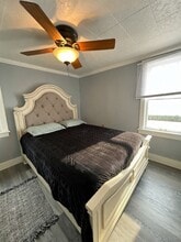 300 N Madison St in Woodstock, IL - Building Photo - Building Photo