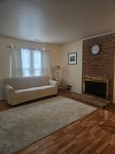 11435 Appledowre Way in Germantown, MD - Building Photo - Building Photo