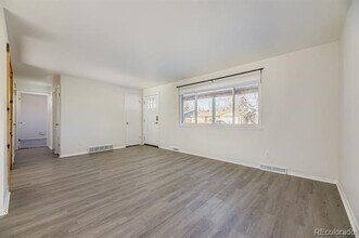 952 S Garland Way in Lakewood, CO - Building Photo - Building Photo