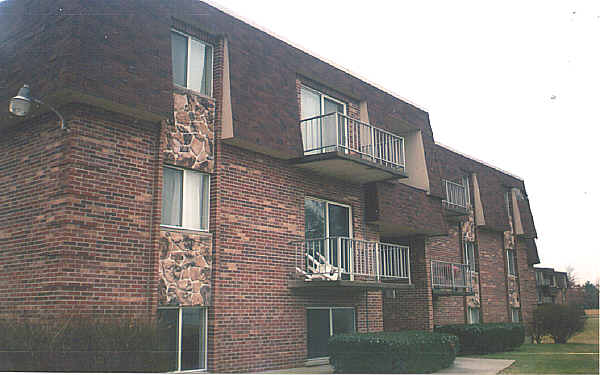 2027 Waycross Rd in Cincinnati, OH - Building Photo - Building Photo