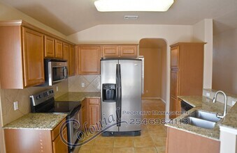 6108 Bridgewood Dr in Killeen, TX - Building Photo - Building Photo