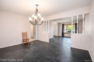 1954 Atlas Ct in Troy, MI - Building Photo - Building Photo