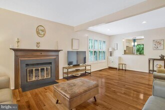 11516 Shell Flower Ln in Columbia, MD - Building Photo - Building Photo