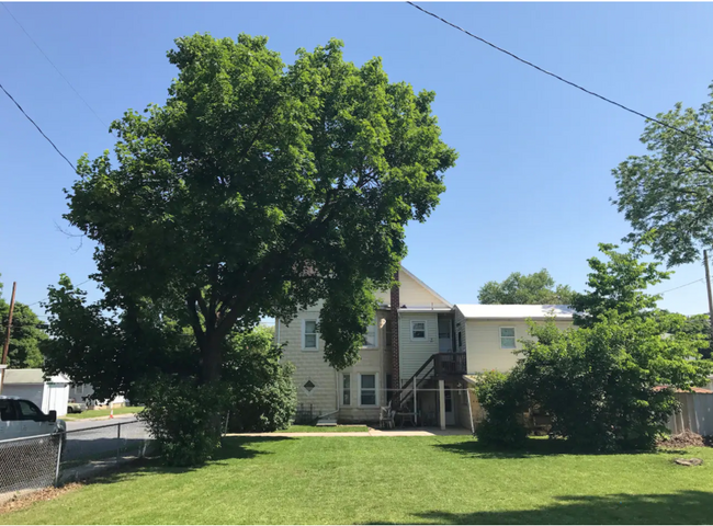 9 Hammaker St in Highspire, PA - Building Photo - Building Photo