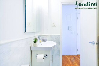 149 E 62nd St-Unit -62-3B.1309420 in New York, NY - Building Photo - Building Photo