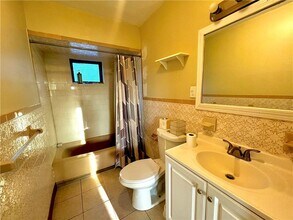 7 Lancaster St in Providence, RI - Building Photo - Building Photo