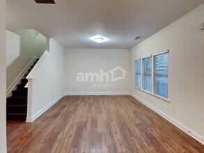 2515 Beal St in Snellville, GA - Foto de edificio - Building Photo