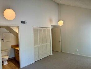 2225 Bispham Rd in Sarasota, FL - Building Photo - Building Photo