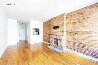 409 E 87th St in New York, NY - Building Photo - Building Photo