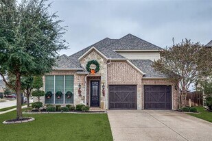 401 Sarah Cir in Roanoke, TX - Building Photo