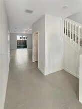 1381 SE 7th Ter in Homestead, FL - Building Photo - Building Photo