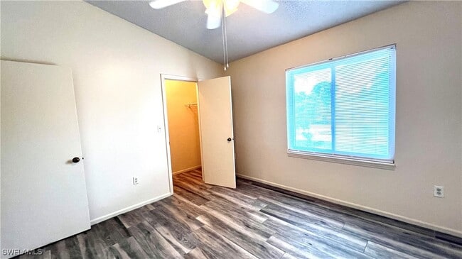 property at 13160 Kings Point Dr
