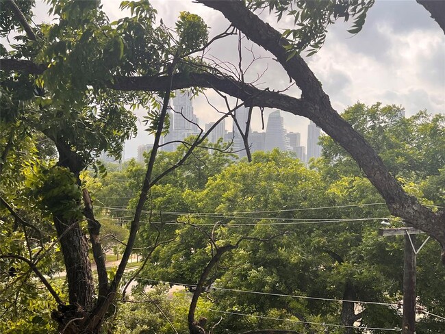 property at 1900 Barton Springs Rd