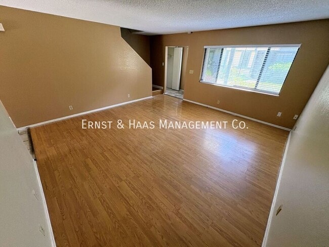 11733 207th St in Lakewood, CA - Building Photo - Building Photo