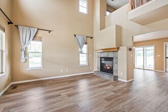 1068 Canal Dr in Windsor, CO - Building Photo - Building Photo