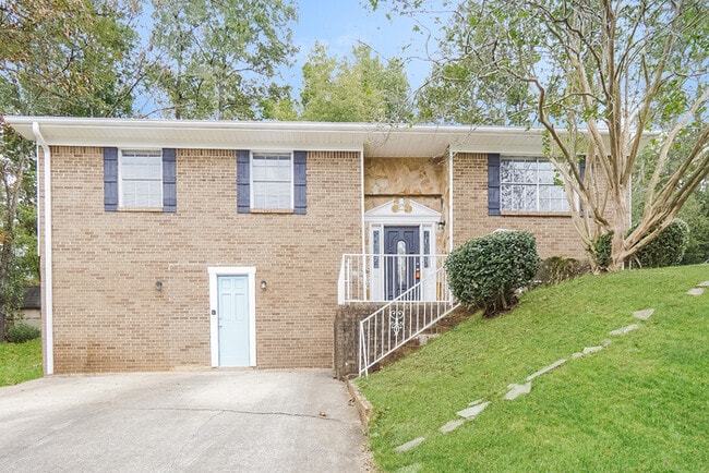 property at 9821 Westfield Ct