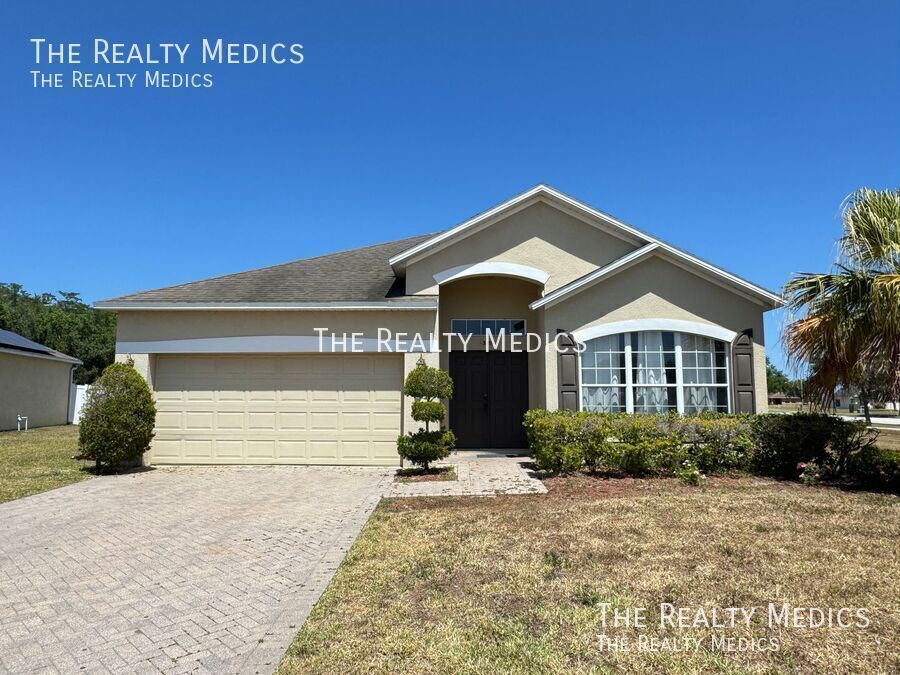 3201 Eagle Watch Dr in Kissimmee, FL - Building Photo