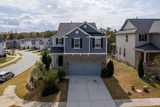 property at 4050 Reunion Creek Pkwy
