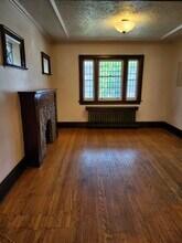 185 Westwood Av in Toronto, ON - Building Photo - Building Photo