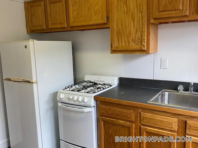 property at 1820 Commonwealth Ave