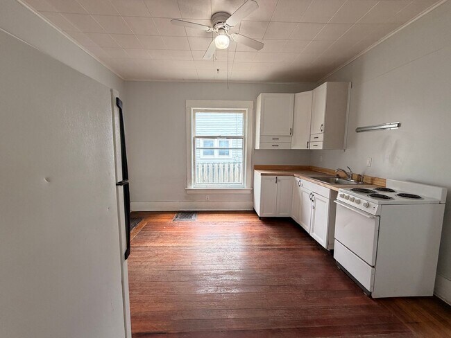 1239 6th Ave N in Fort Dodge, IA - Building Photo - Building Photo