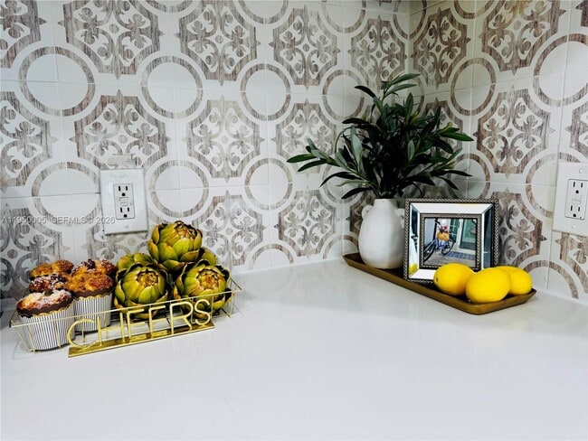 1012 NE 17th Ct in Fort Lauderdale, FL - Building Photo - Building Photo