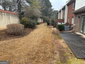 250 Cleveland Rd in Bogart, GA - Building Photo - Building Photo