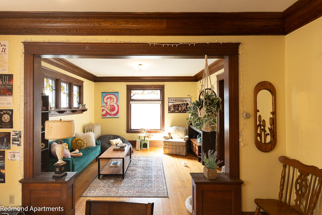 Redmond Apartments in Minneapolis, MN - Foto de edificio - Building Photo