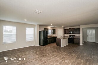 102 Moscovy Duck in San Antonio, TX - Building Photo - Building Photo